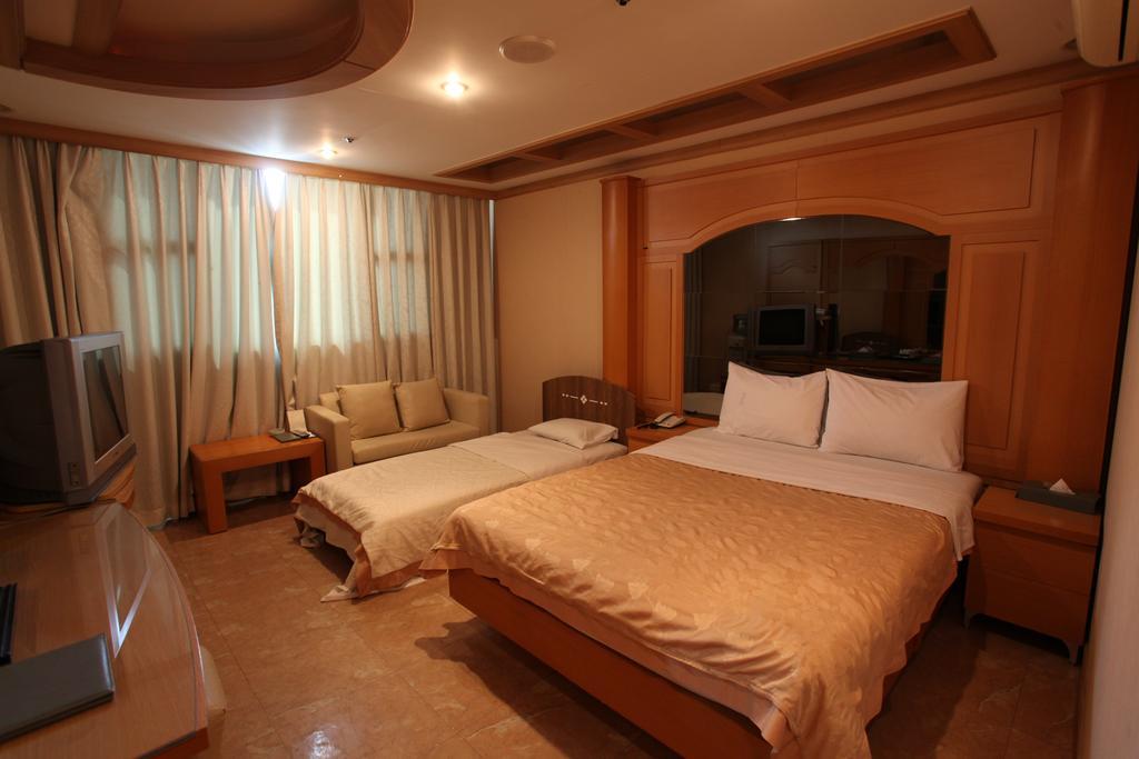 Hotel Incheon Beach Инчон Стая снимка